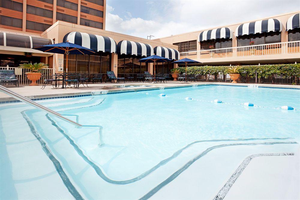Crowne Plaza San Antonio Airport By Ihg Hotell Eksteriør bilde